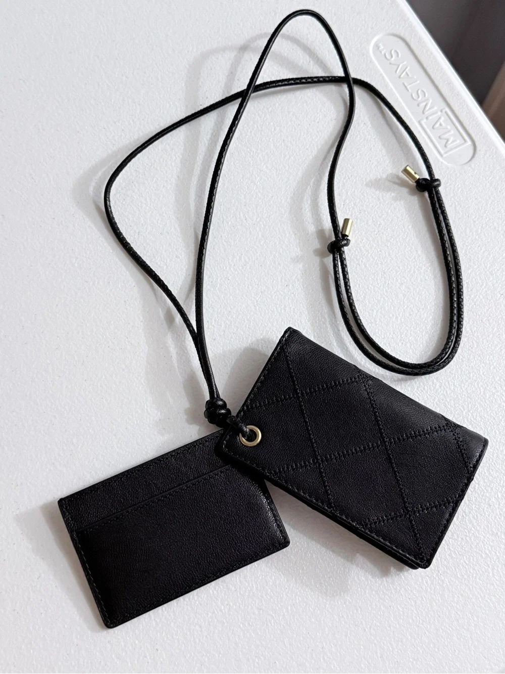 Tory Burch Flip-Out Lanyard Wallet